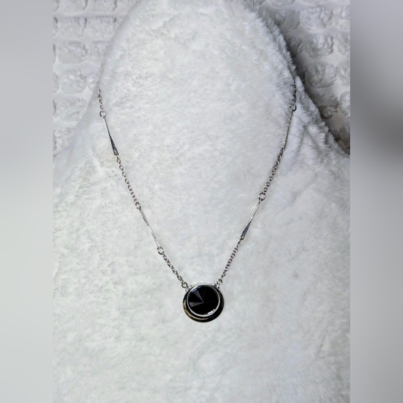 Vintage Sarah Coventry Hematite Rivoli Pendant Necklace - Silver Tone - Picture 3 of 7